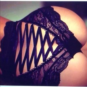 Women’s sexy lace panty NWOT